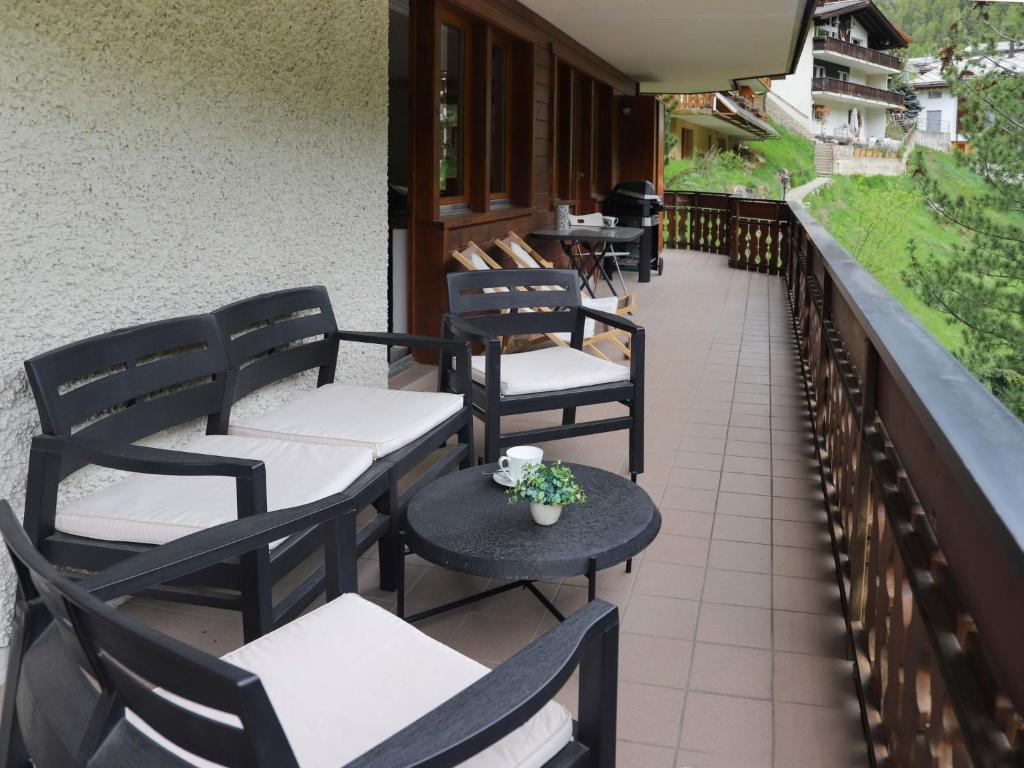 Posezení v ubytování Apartment Nirwana by Interhome