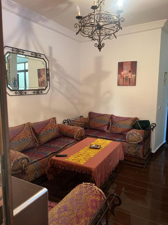 Χώρος καθιστικού στο Apartamento Andalous