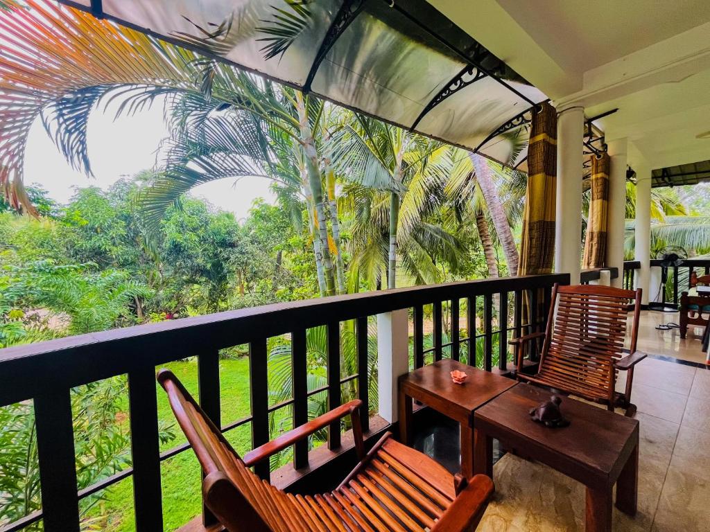 Balkón nebo terasa v ubytování Lake View Villa - Tangalle