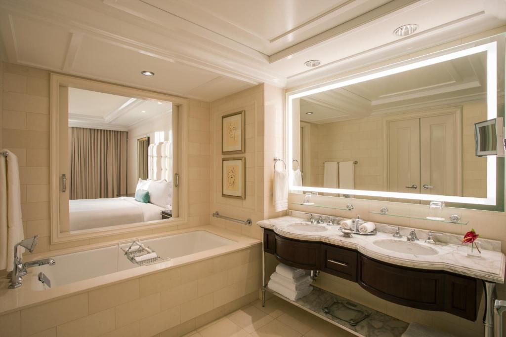 The St. Regis Atlanta photo 4