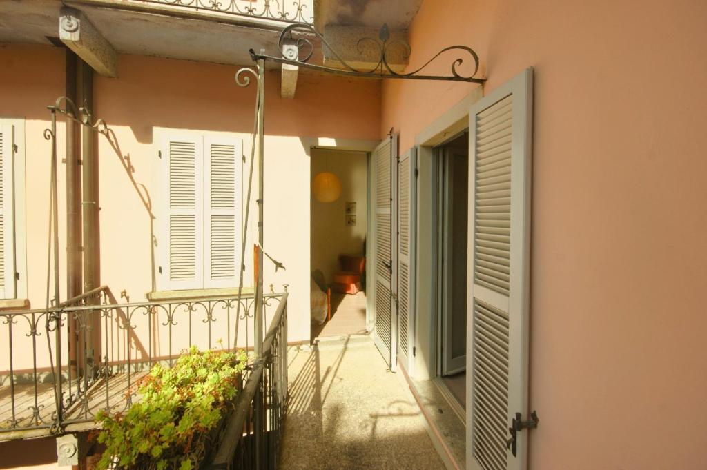 Μπαλκόνι ή βεράντα στο CASA dei POETI CARDUCCI - Two-Room Apartment for 4 People