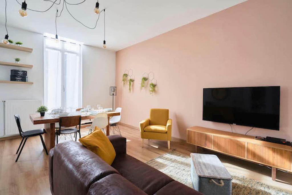 Μια τηλεόραση ή/και κέντρο ψυχαγωγίας στο LocationsTourcoing - Le Winoc