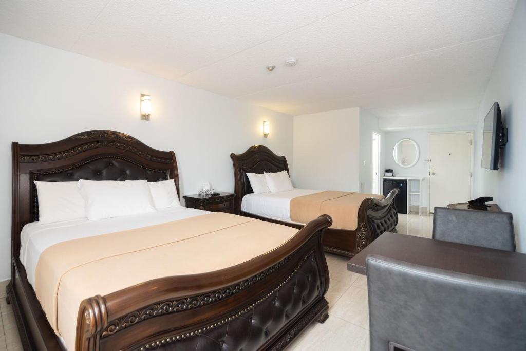 Diplomat Inn - Resim 11