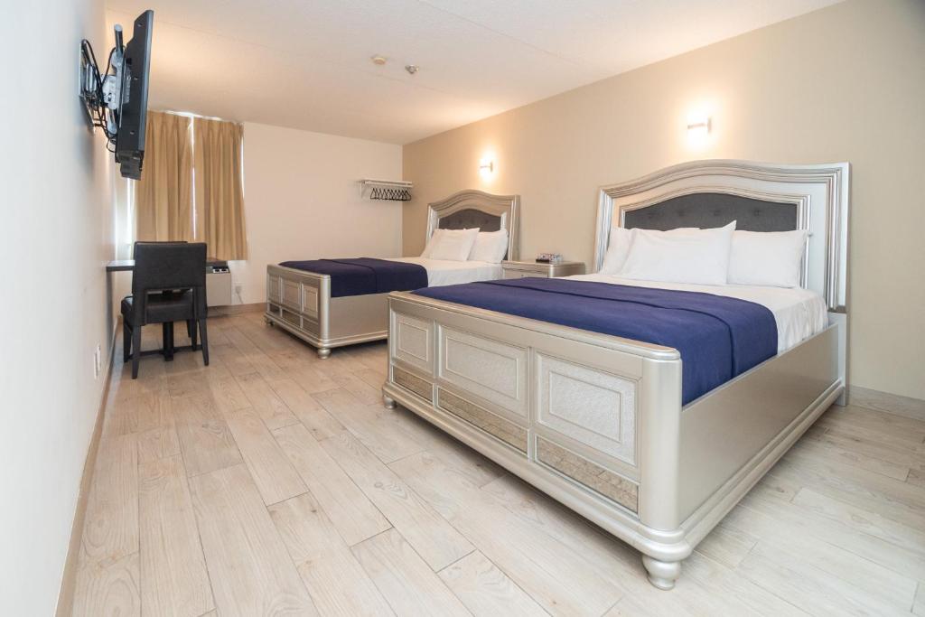 Diplomat Inn - Resim 18