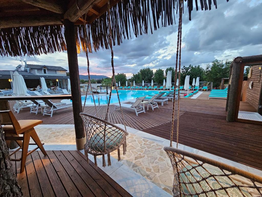 Bazén v ubytování Ioannina Camping- Glamping nebo v jeho okolí