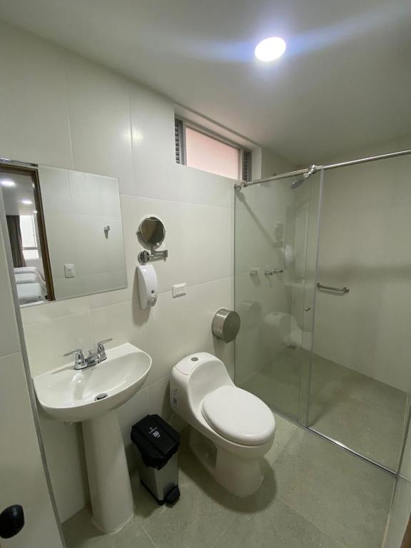 Koupelna v ubytování BISÁU Hotel