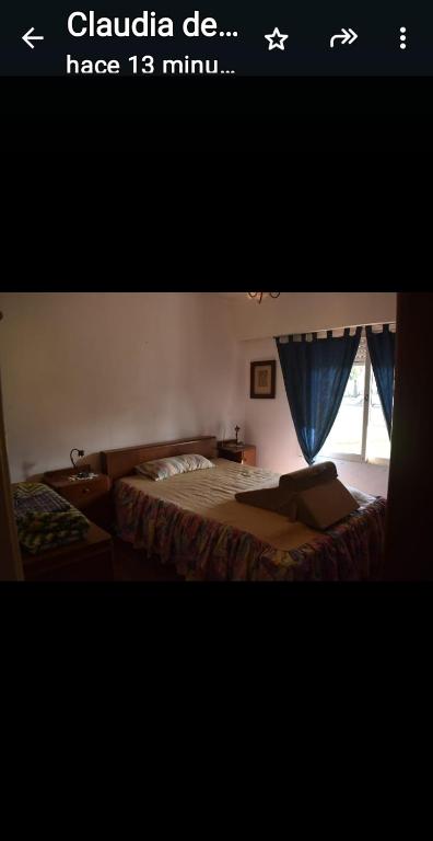 Una cama o camas en una habitación de Henderson