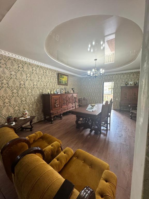Posezení v ubytování Tamar zarandia- guest house