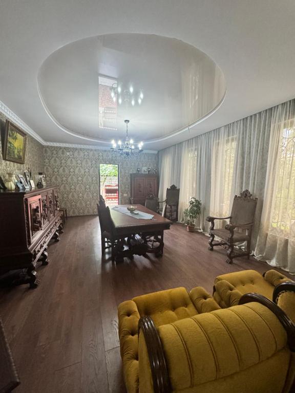 Posezení v ubytování Tamar zarandia- guest house