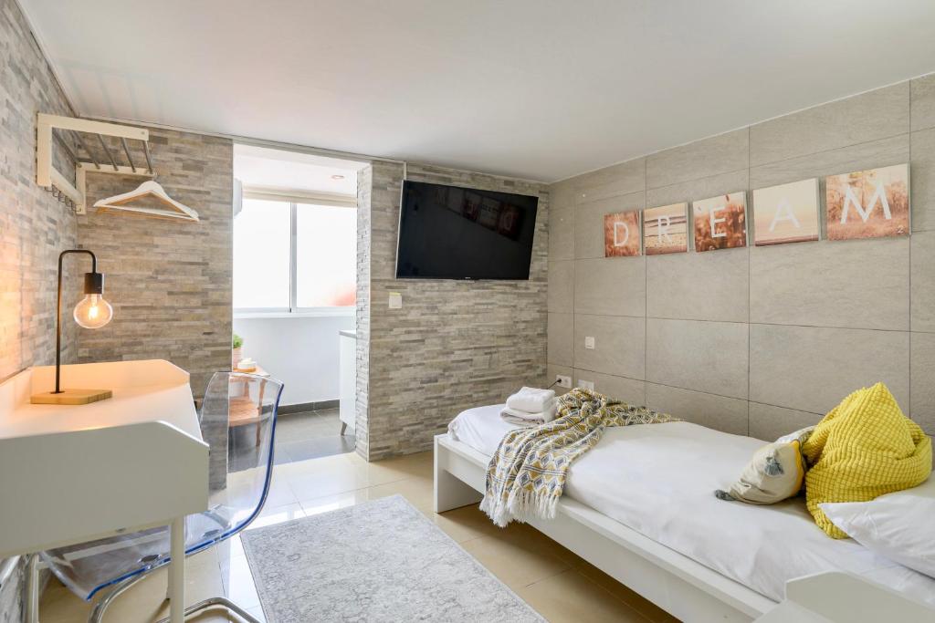 Postel nebo postele na pokoji v ubytování Villa Dama by airnest
