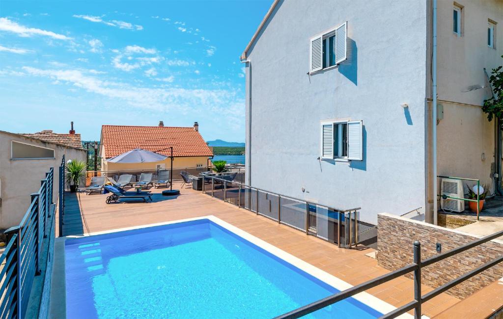 Lovely Apartment In Sibenik