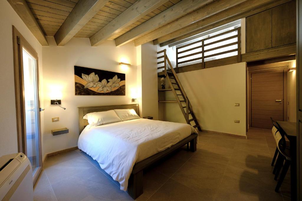 Postel nebo postele na pokoji v ubytování ZENITH Rooms
