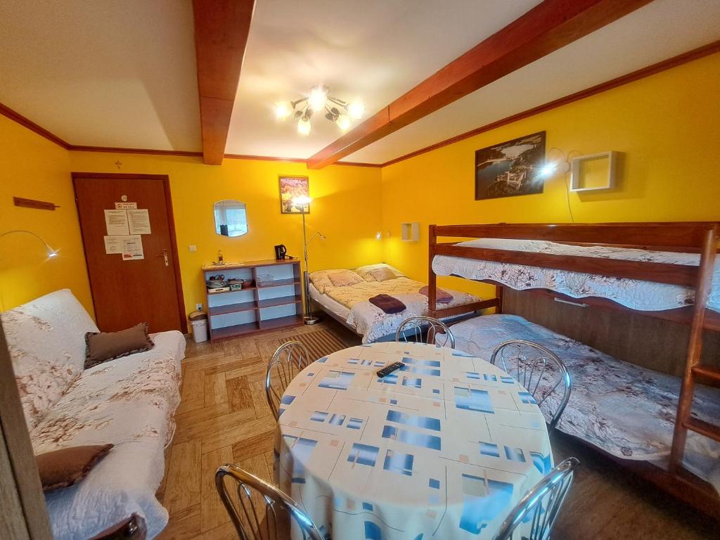 Posteľ alebo postele v izbe v ubytovaní Arenda Noclegi Niedzica