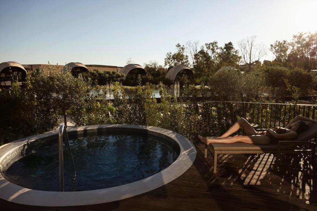 91 Athens Riviera, The Resort - Resim 42