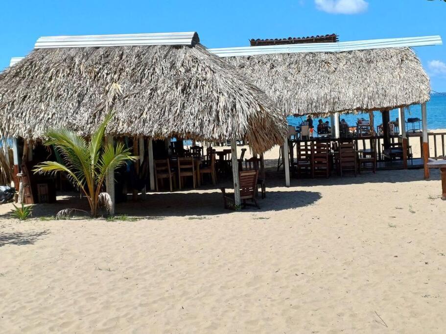 Fotografie z fotogalerie ubytování REYNA DEL MAR cabaña frente al mar v destinaci Trujillo