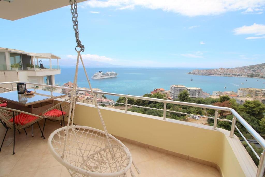 Nikol Apartments
