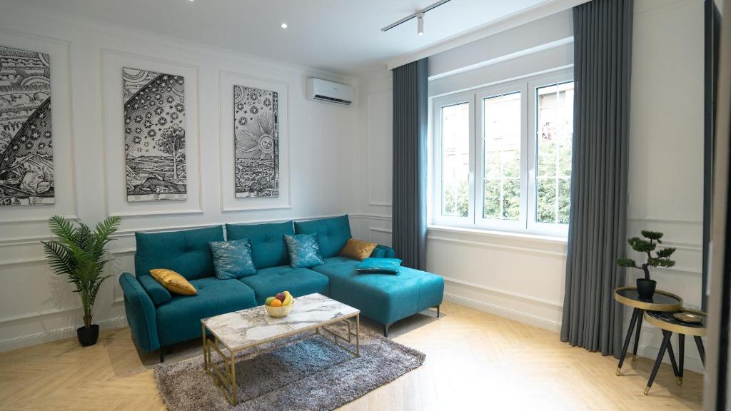 View of 2 Beds 1 Bath - Apartment - Property Rentals - Calgary, Alberta ...