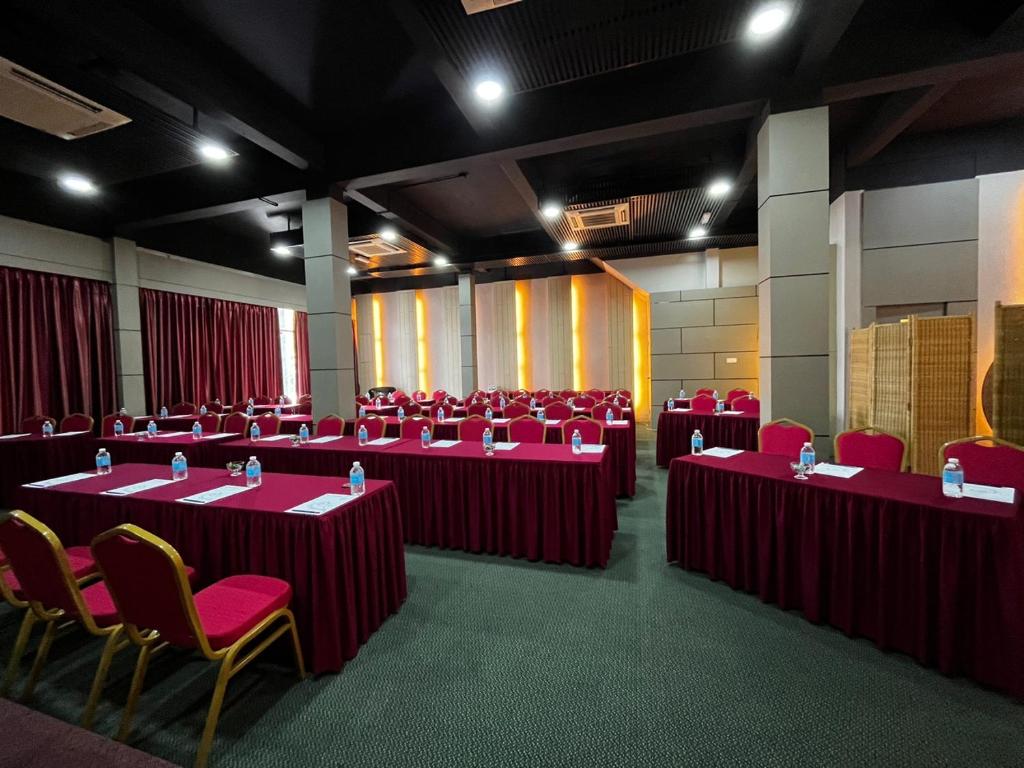 Konferenční prostory v ubytování Paragon Lutong Hotel