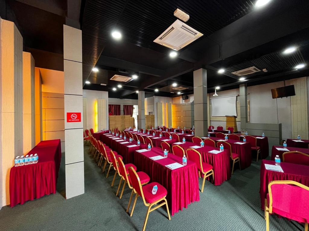 Konferenční prostory v ubytování Paragon Lutong Hotel