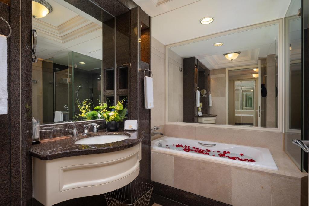 Koupelna v ubytování Parklane Hotel Changan