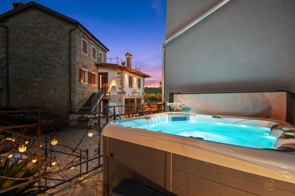 Bazén v ubytování Istrian Perfect Life nebo v jeho okolí