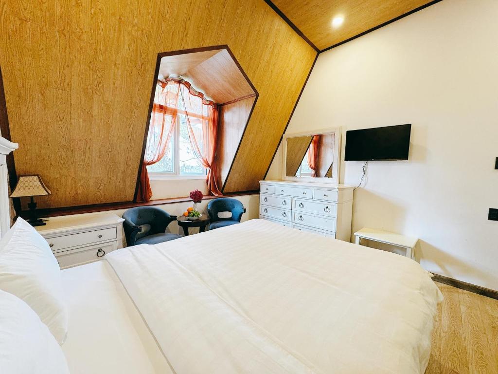 TV a/nebo společenská místnost v ubytování TTR Joy Apart' Hotel