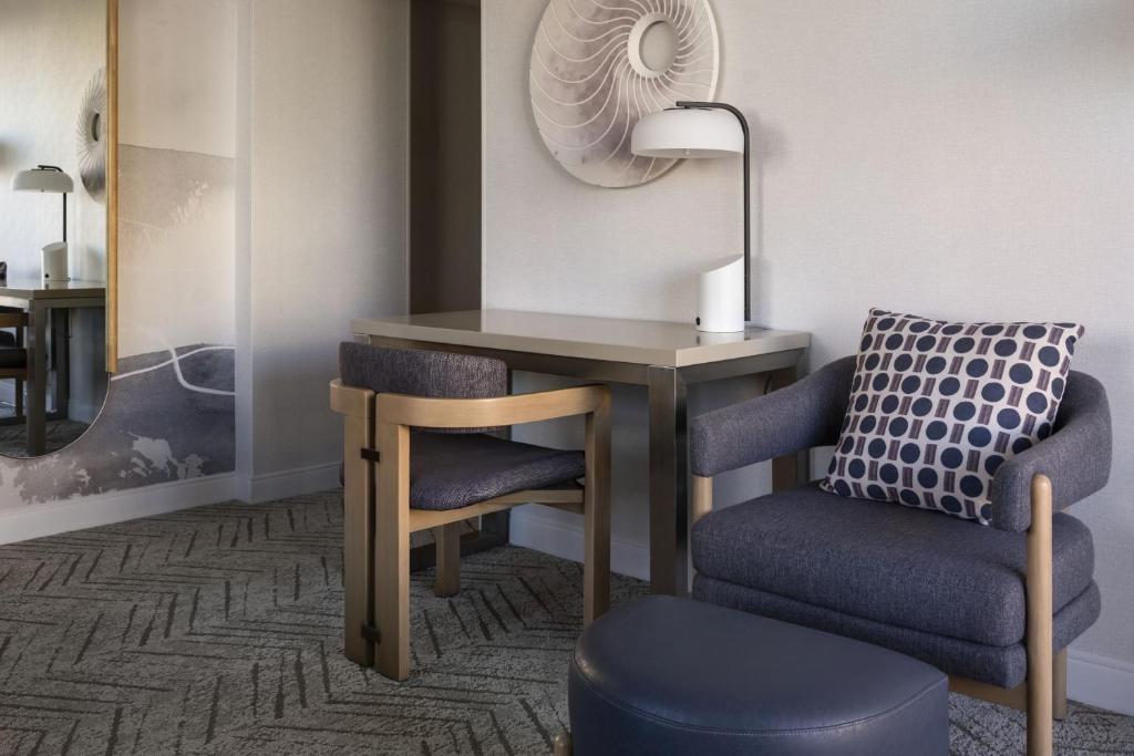 Marriott Long Beach Downtown - 