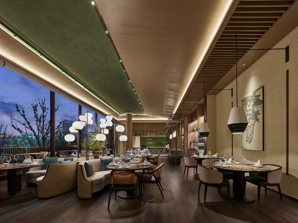 Restaurace v ubytování Banyan Tree Suzhou Shishan
