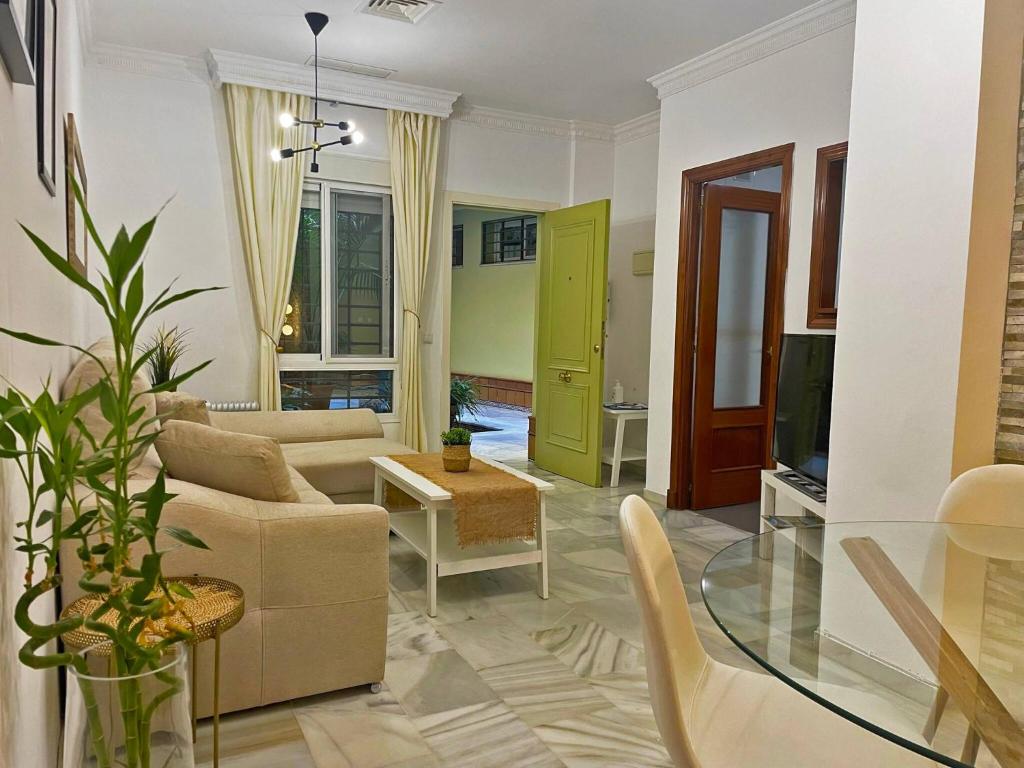 Część wypoczynkowa w obiekcie Apartamento Armas - Ole Solutions