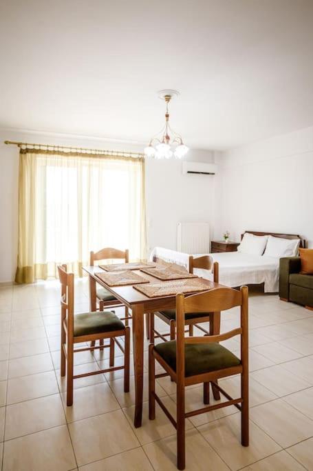 Posedenie v ubytovaní Beautiful new 70m² apartment near everything