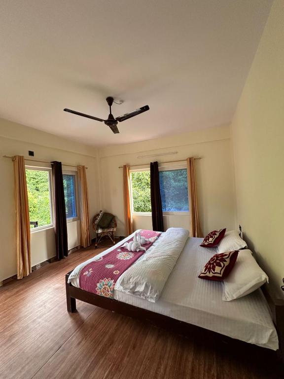 Postel nebo postele na pokoji v ubytování JAP Guest House & Apartments