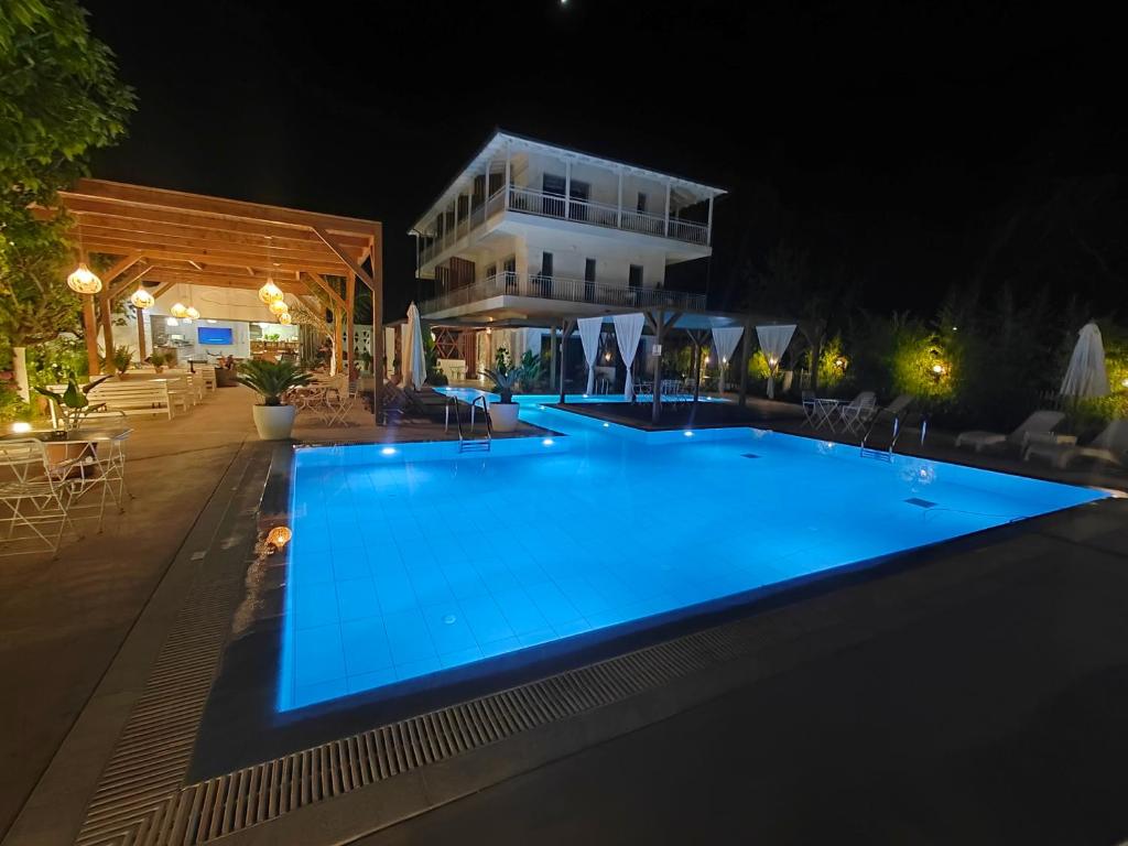 Bazén v ubytování Agorastos Luxury Living nebo v jeho okolí