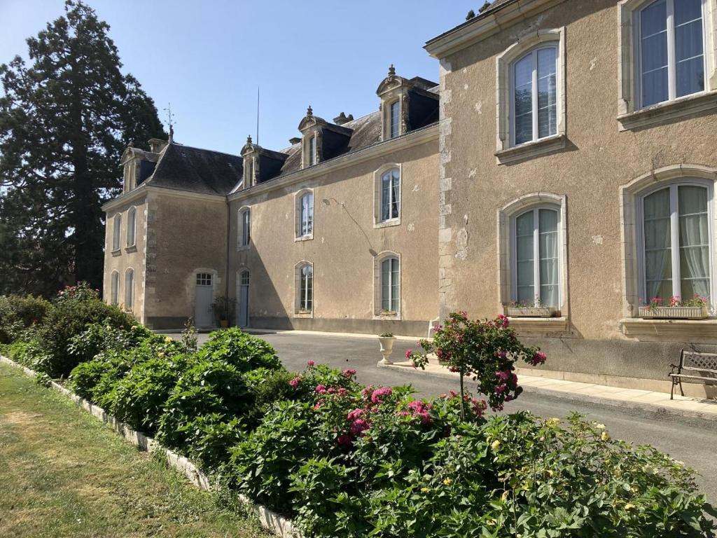 Gallery image of Le petit gite du theil au servant in La Chapelle-Viviers