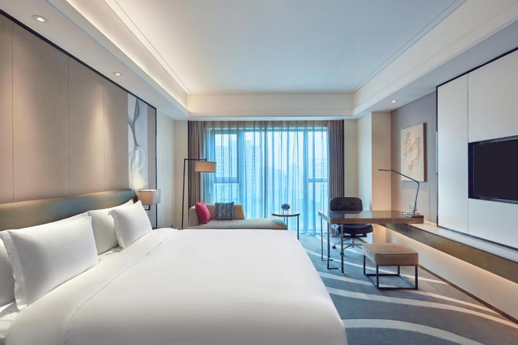 Crowne Plaza Hangzhou Qiantang - The Rail 1 subway can reach the West Lake scenic area as well as the airport and high-speed rail station, adjacent to Jinsha Lake and Longfor paradise walk - Room King Standard - Acceso De Salón