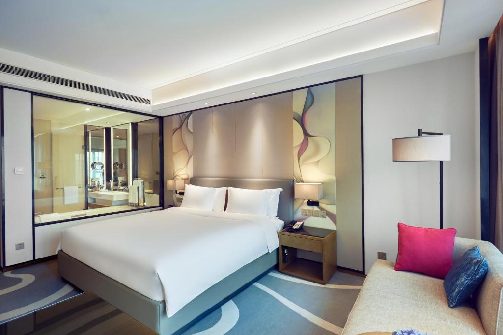 Crowne Plaza Hangzhou Qiantang - The Rail 1 subway can reach the West Lake scenic area as well as the airport and high-speed rail station, adjacent to Jinsha Lake and Longfor paradise walk - Room King Estándar