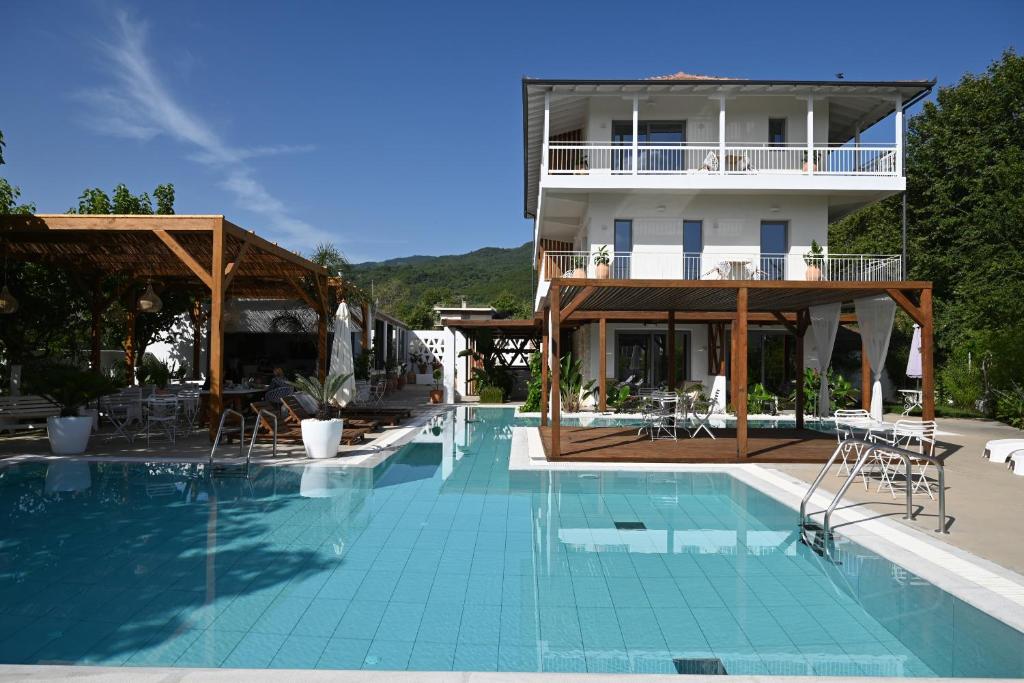 Bazén v ubytování Agorastos Luxury Living nebo v jeho okolí