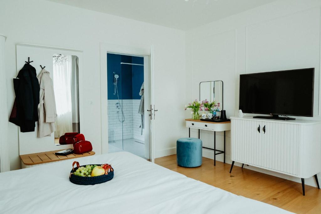 Dom Ogrodnika Boutique - Deluxe Double Or Twin Room With Garden View