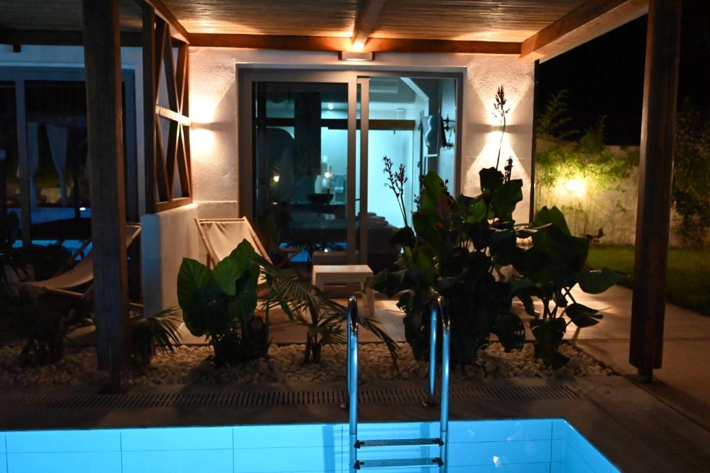 Bazén v ubytování Agorastos Luxury Living nebo v jeho okolí
