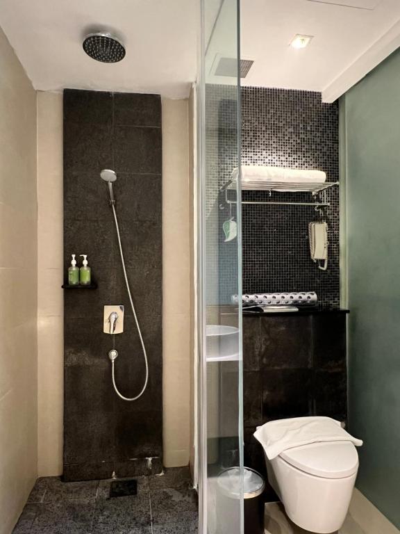 Phòng tắm tại D'Hotel Singapore managed by The Ascott Limited