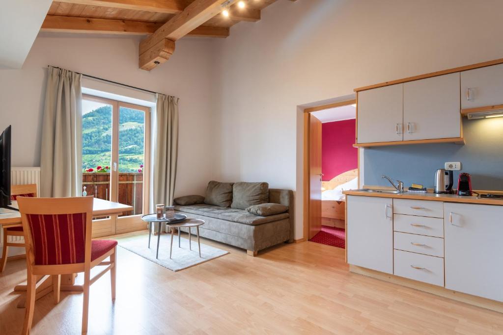 Hotel Residence MaVie - Two-Bedroom Apartment