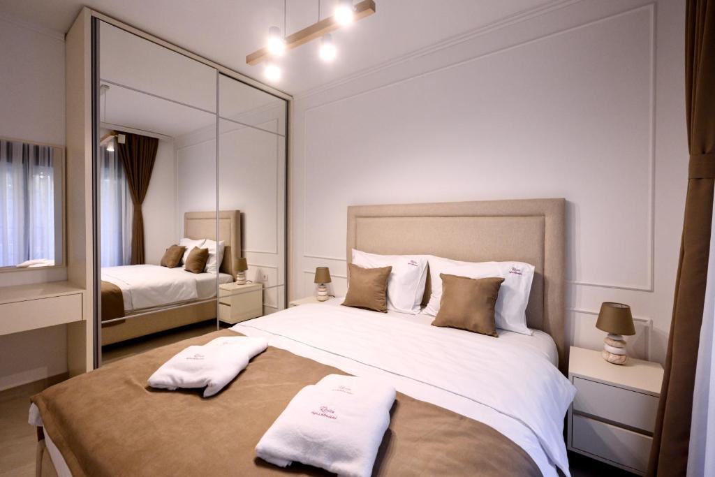 Gallery image of Rosa Apartments in Dobra Voda