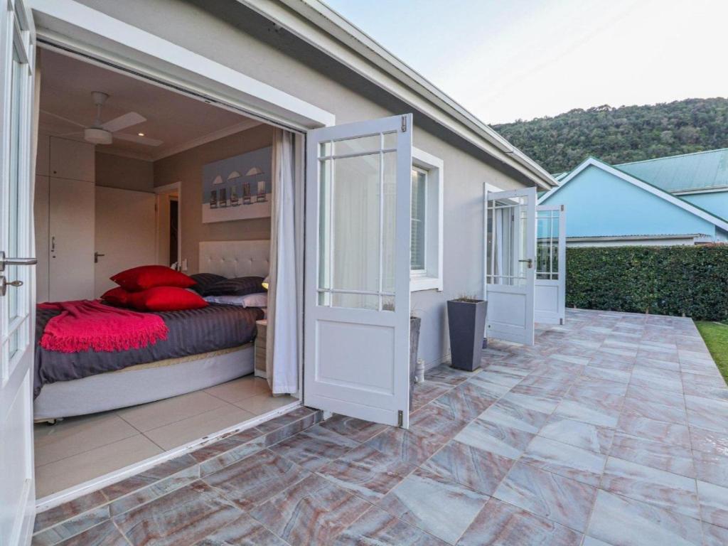 4267 Riverclub Plettenberg Bay - Image 7
