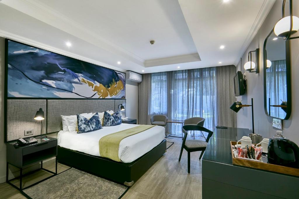 Postel nebo postele na pokoji v ubytování Cresta Thapama Hotel