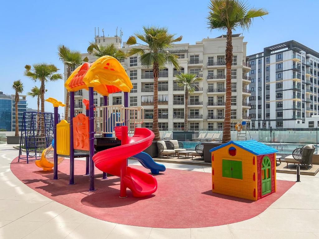 Gallery image ng Charming studio in Arjan with pool and game room sa Dubai