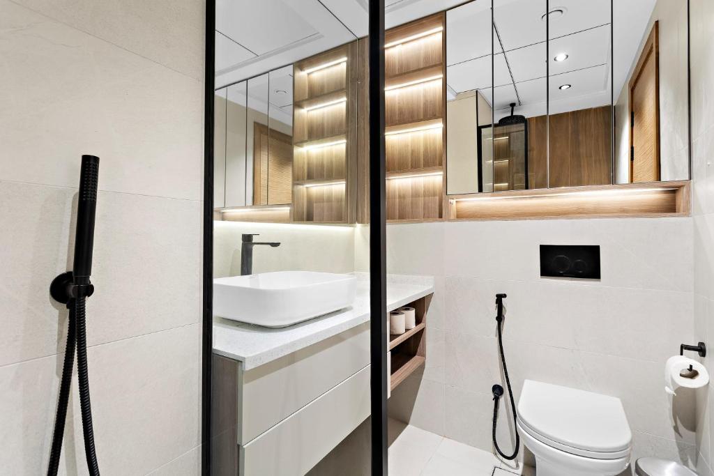 Gallery image ng Charming studio in Arjan with pool and game room sa Dubai