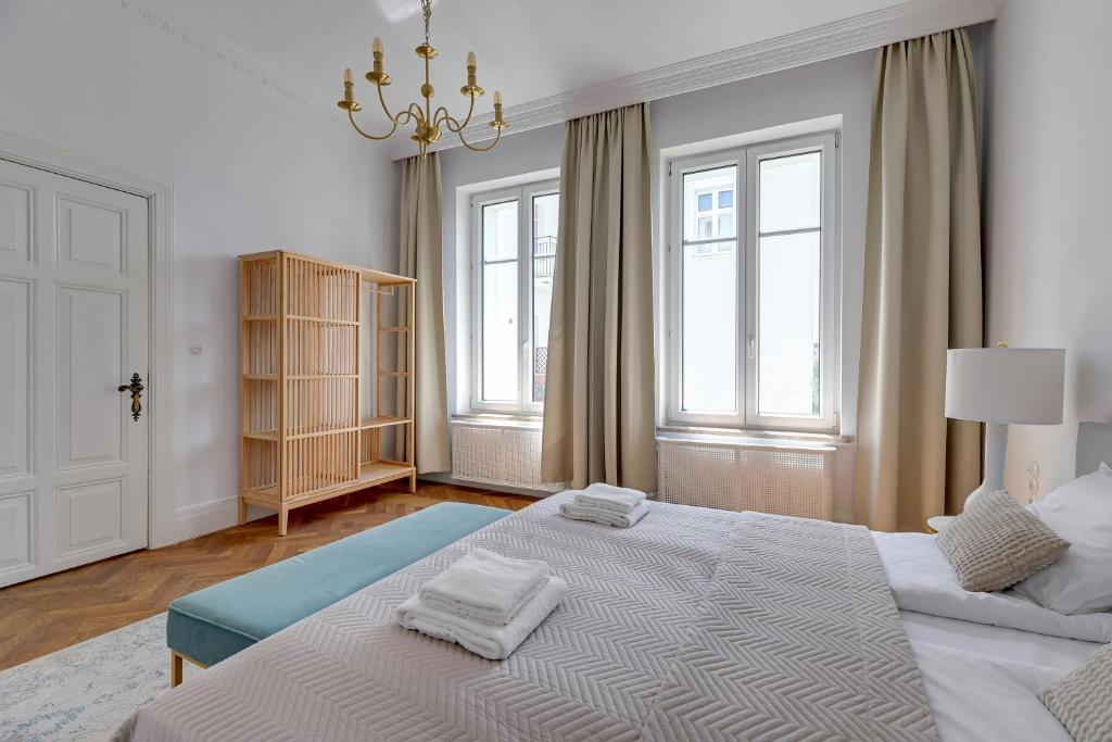 Posteľ alebo postele v izbe v ubytovaní BLUE MANDARIN Premium II