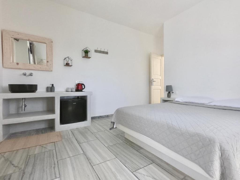 Anny Studios & Rooms Perissa Beach - 7