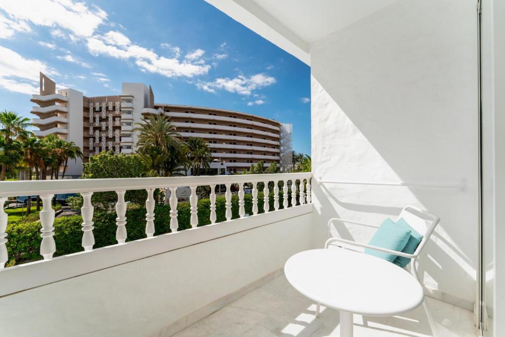 Gold By Marina - Adults only - 16