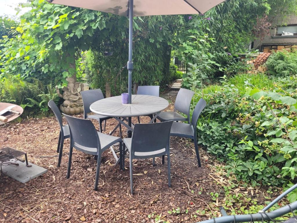 Papillon Umbrella - Purple Papillon Umbrella - Purple