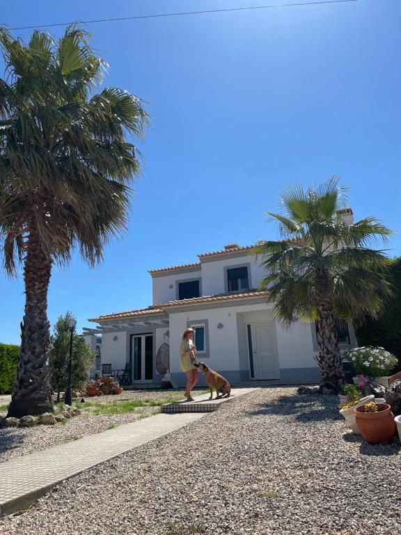 AumHome Villa